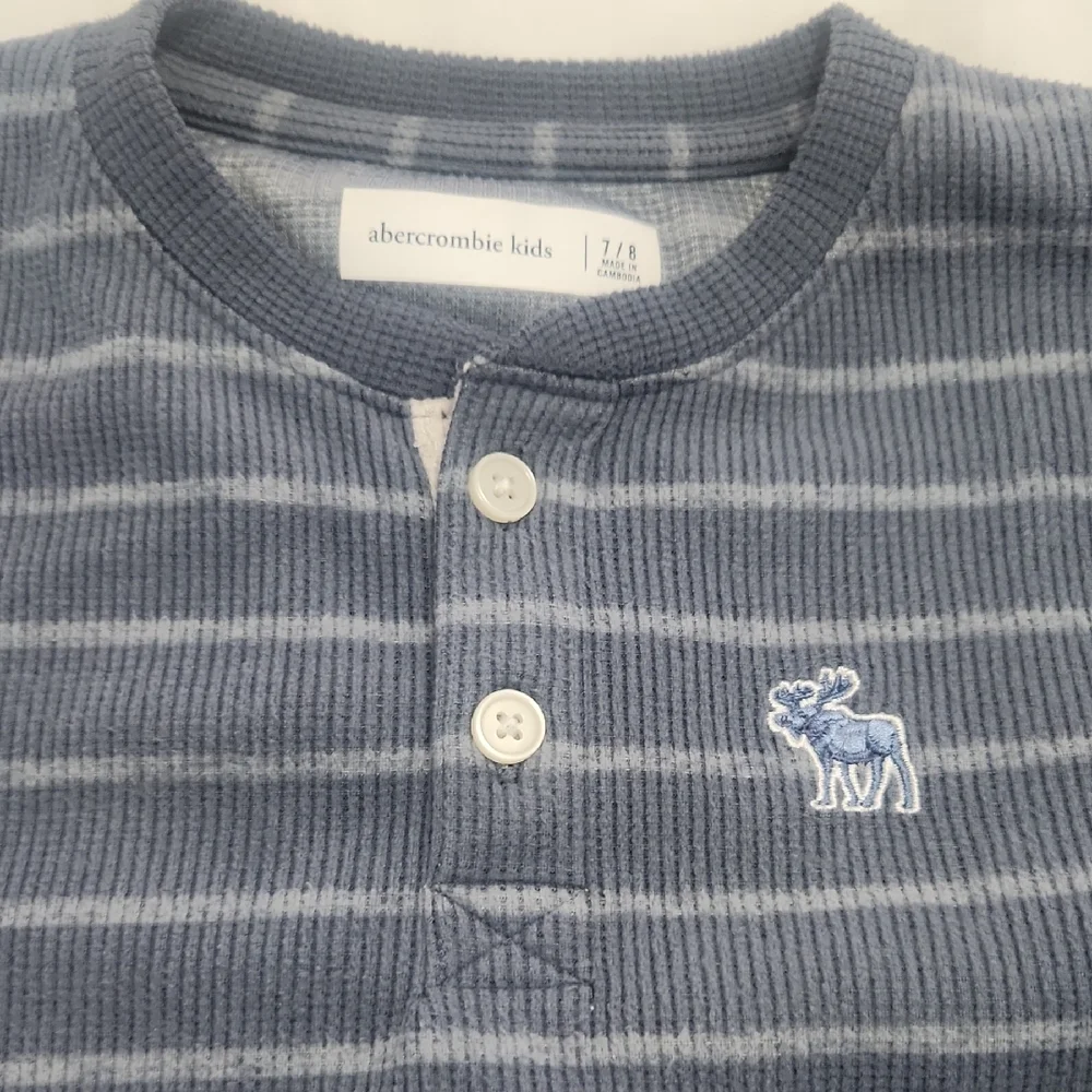 Abercrombie Kids Long Sleeve Shirts - Picture 4 of 7